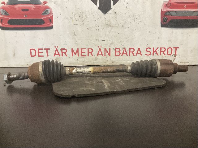 Vetoakseli etu vasen