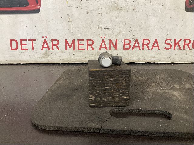 Pysäköintitutka peruutusanturi