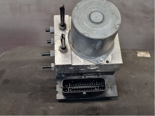 ABS hydrauliikkayksikkö