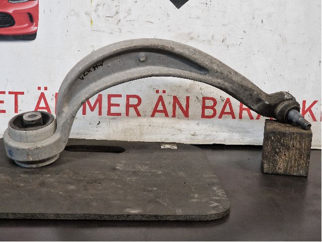 Control arm front lower left