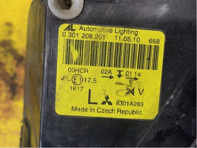 Headlight left