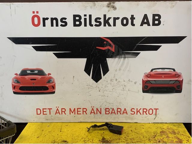 Turvavyön lukko pysäytin
