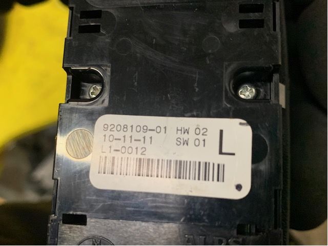 Switch electric window regulator