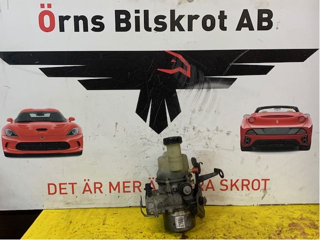 Ohjaustehostinpumppu sähköinen
