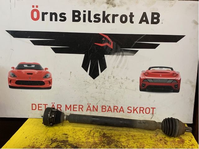 Vetoakseli etu oikea