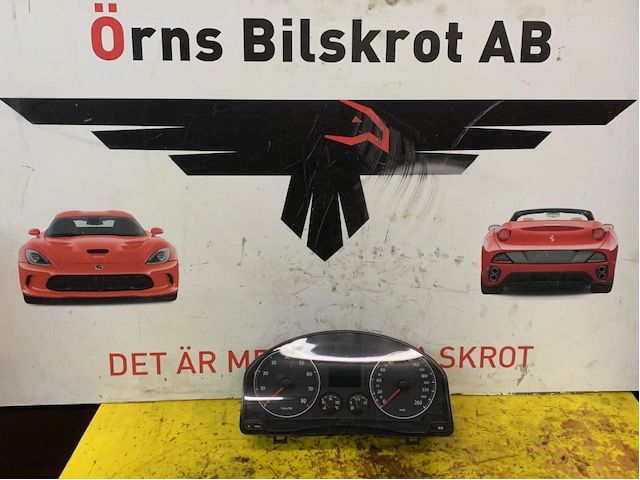 Mittaristo yhdistelmä