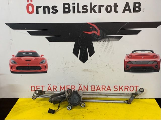 Lasinpyyhkimen moottori tuulilasi