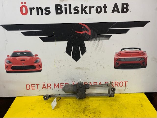 Lasinpyyhkimen moottori tuulilasi