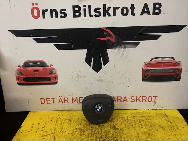 Ohjauspyörä SIGNALITYYNY