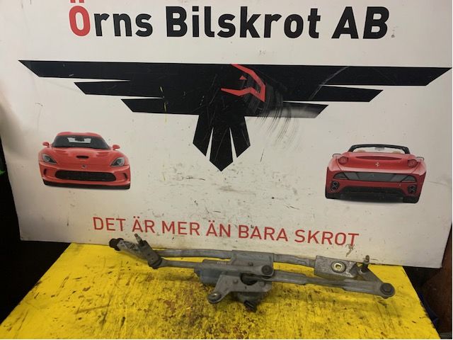 Lasinpyyhkimen moottori tuulilasi