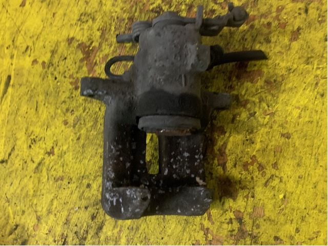 Brake caliper rear right