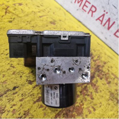 ABS hydrauliikkayksikkö