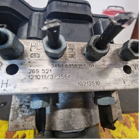 ABS hydrauliikkayksikkö