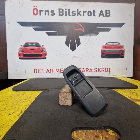 Katkaisin sähköikkunannostin