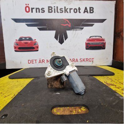 Ikkunannostimen moottori
