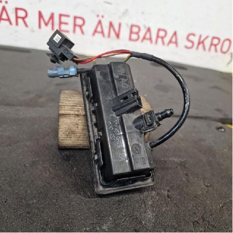 Tailgate handle