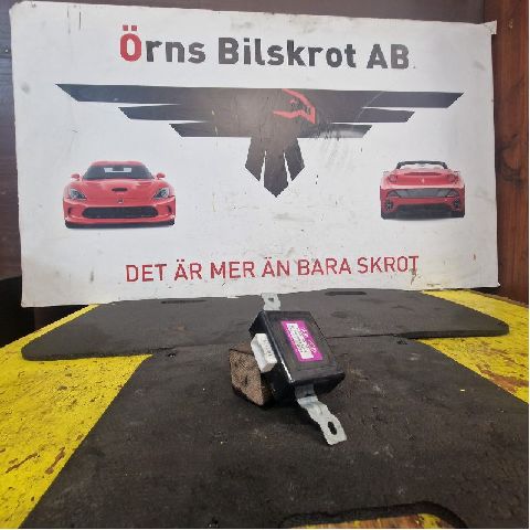 Ohjainlaite pysäköintitutka