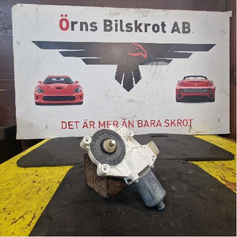 Ikkunannostimen moottori