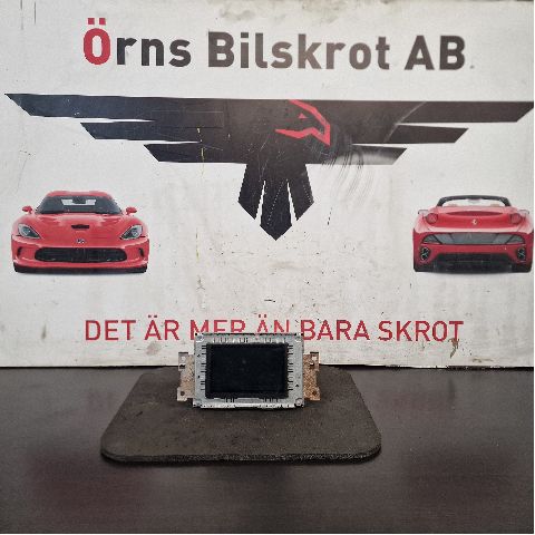 MONITOIMINÄYTTÖ