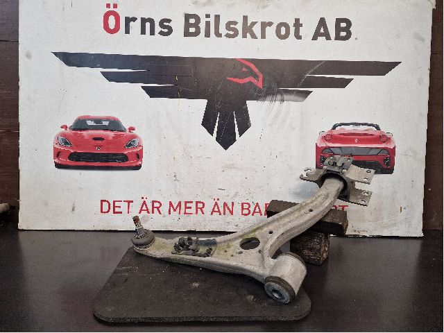 Tukivarsi etu alempi oikea