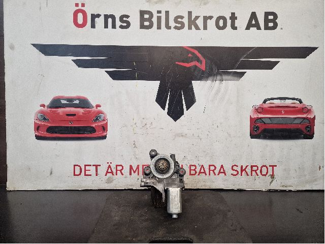 Ikkunannostimen moottori