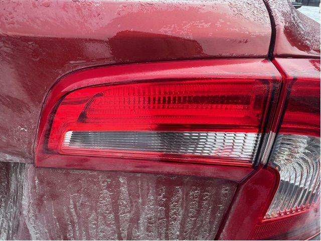 Tail light hatch right