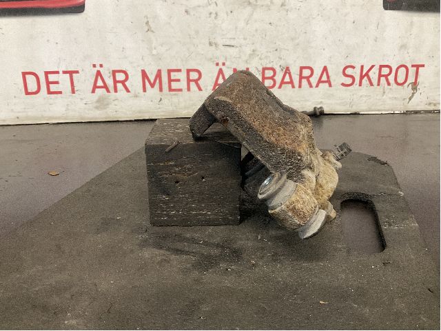 Jarrusatula etu oikea