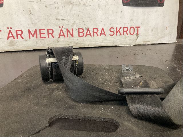 Turvavyö taka oikea