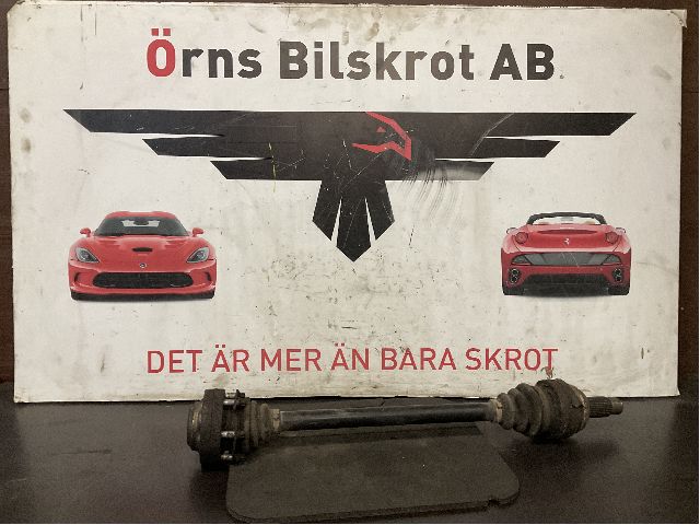 Vetoakseli taka vasen