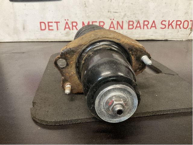 Iskunvaimennin taka